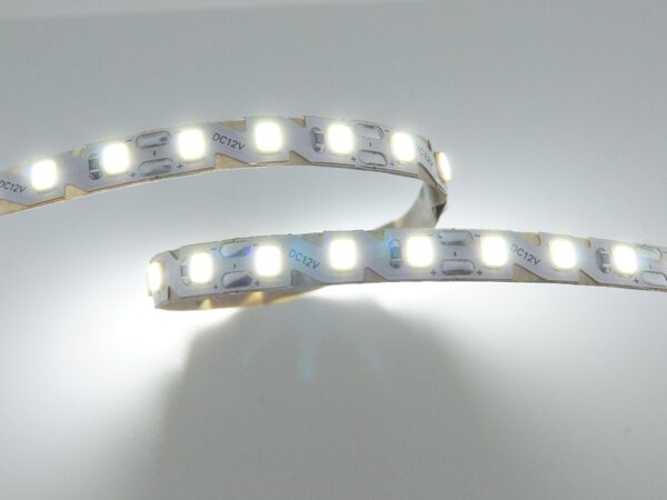 LED pásek OHEBNÝ 6mm 7,2W/m, 12V, IP20, 120LED/m, SMD2835, 6500K