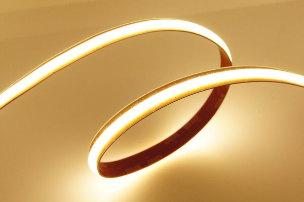 10W FREECUT COB LED pásek, 8mm, 24VDC, 528LED/m, Ra>90, IP20, 7let záruka Barva světla: Amber, 1800K
