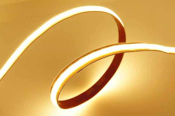 10W FREECUT COB LED pásek, 8mm, 24VDC, 528LED/m, Ra>90, IP20, 7let záruka Barva světla: Amber, 1800K