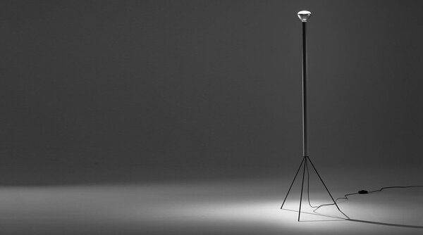 Flos designové stojací lampy Luminator