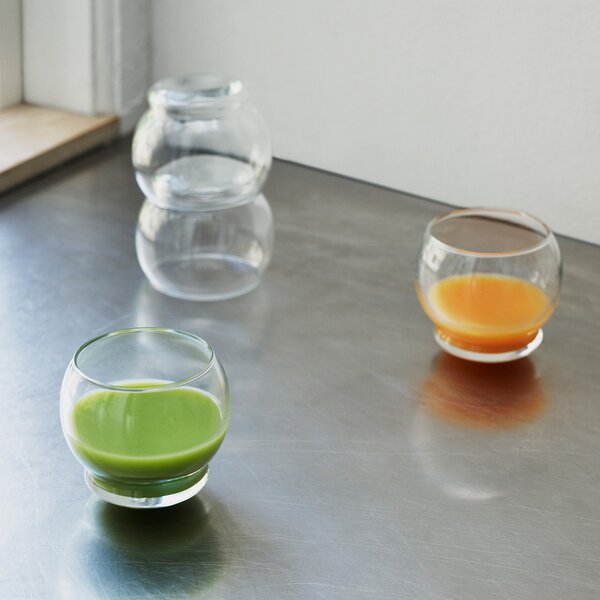 Normann Copenhagen designové sklenice Rocking Glass