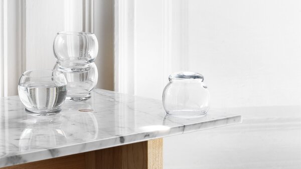 Normann Copenhagen designové sklenice Rocking Glass