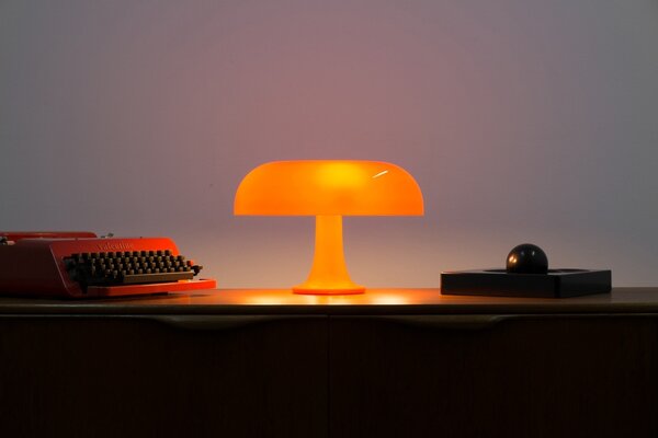 Artemide designové stolní lampy Nessino