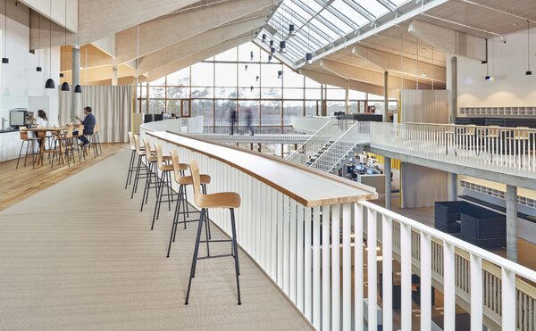 Vitra designové barové židle Hal Ply Stool High