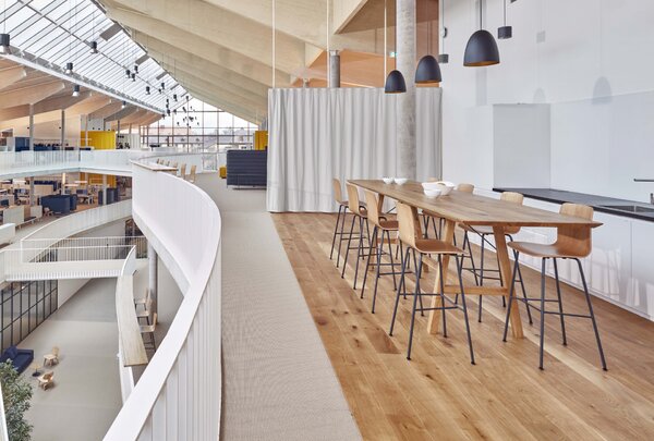 Vitra designové barové židle Hal Ply Stool High