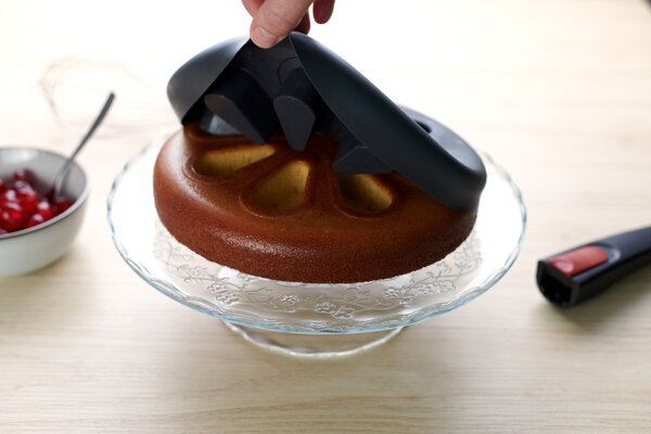 Silikonová pečicí vložka 24 cm WOLL Bake it kulatá – nepřilnavý povrch bez PFAS – prémiové německé nádobí SC24