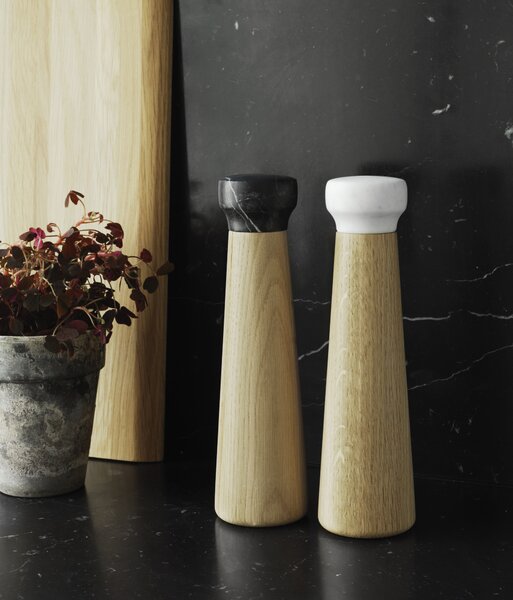 Normann Copenhagen designové mlýnky na koření Craft Salt & Pepper Large