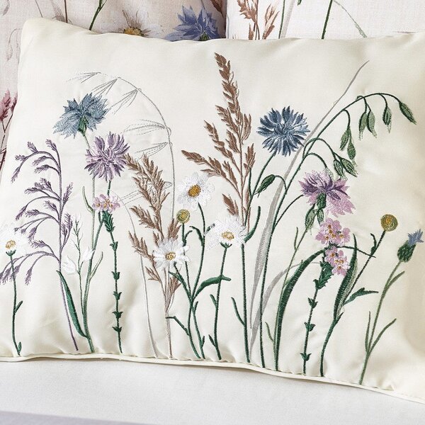 Dekorační polštář 30x40 cm Grasmere Floral Embroidered – Catherine Lansfield