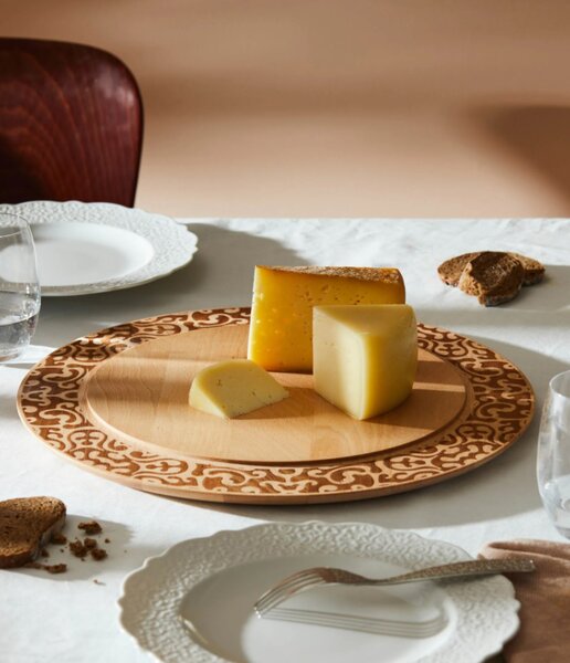 Alessi designové podnosy Dressed In Wood Cheese Board