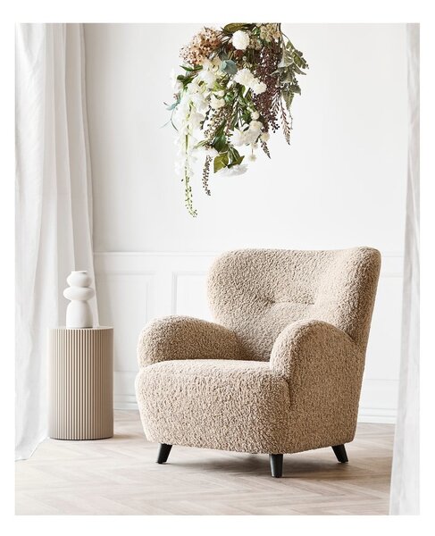 Světle hnědé křeslo z textilie bouclé Lunaro – House Nordic