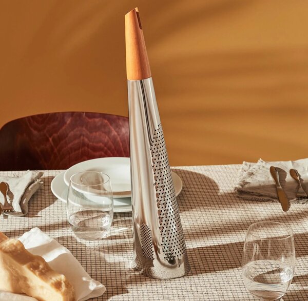 Alessi designové struhadla na parmezán Todo