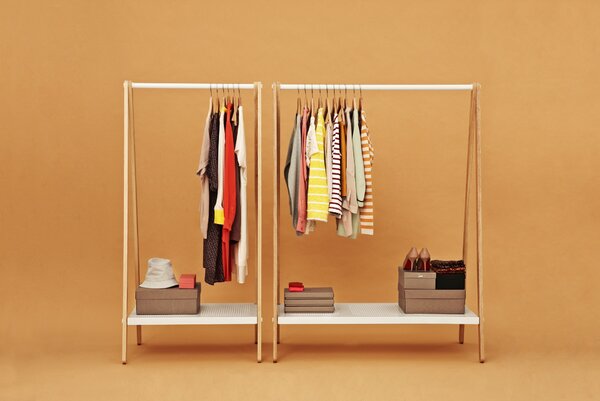 Normann Copenhagen designové stojanové věšáky Toj Small