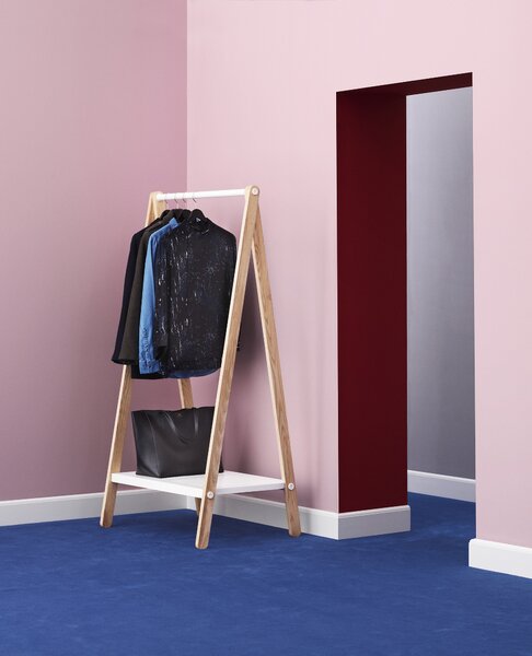Normann Copenhagen designové stojanové věšáky Toj Small