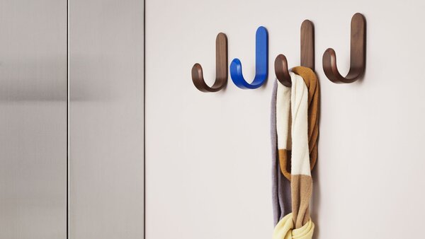 Normann Copenhagen designové nástěnné věšáky Curve Hooks