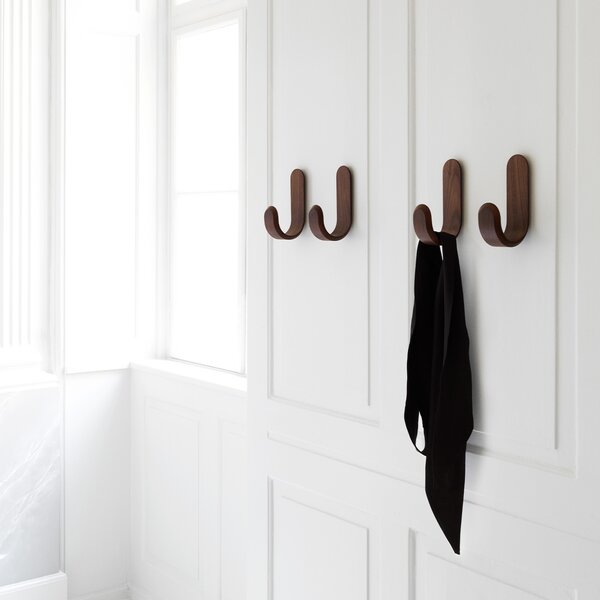 Normann Copenhagen designové nástěnné věšáky Curve Hooks