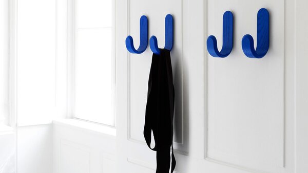 Normann Copenhagen designové nástěnné věšáky Curve Hooks