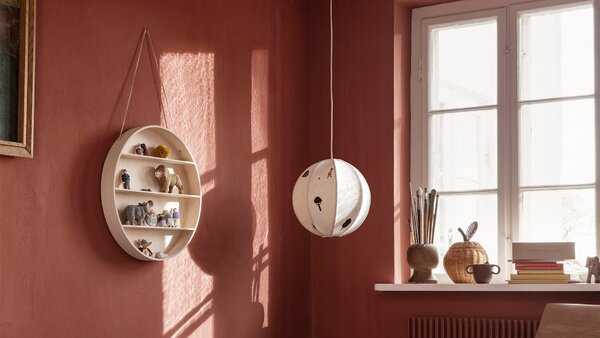 Ferm Living designové police Round Dorm