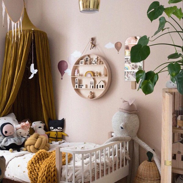 Ferm Living designové police Round Dorm