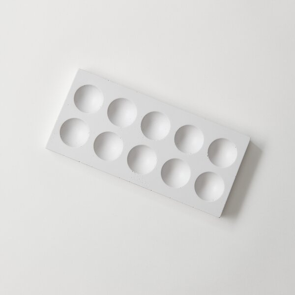 ODLITO Betonové plato na vajíčka Domino – bílá – 25,5 cm