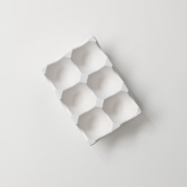 ODLITO Betonové plato na vajíčka – bílá – 14 cm