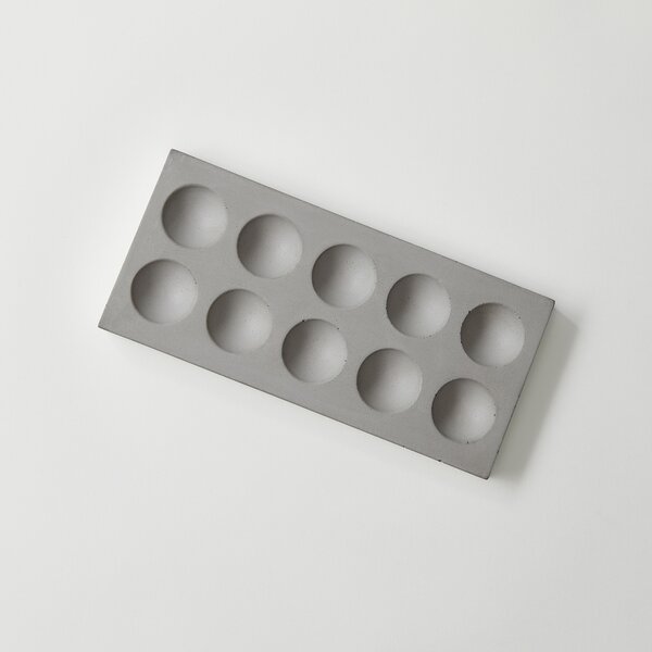 ODLITO Betonové plato na vajíčka Domino – přírodní – 25,5 cm